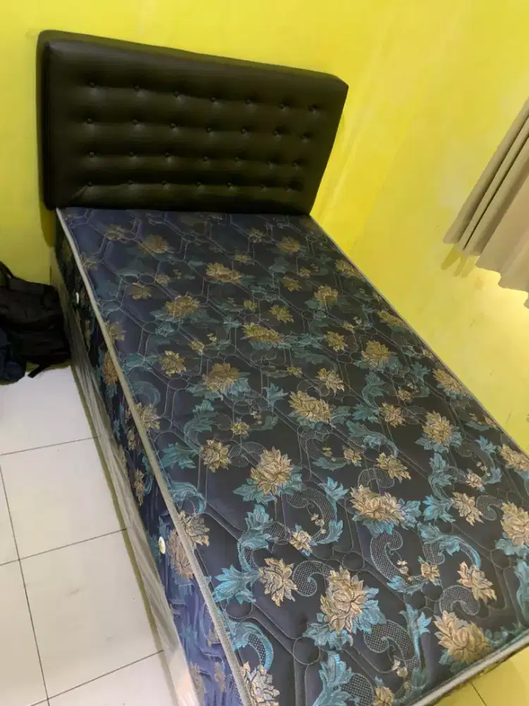 Spring Bed merk central ukuran 200 x 120
