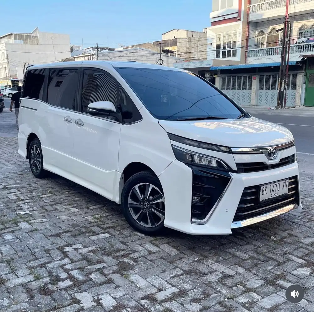 Toyota Voxy 2018 Bensin
