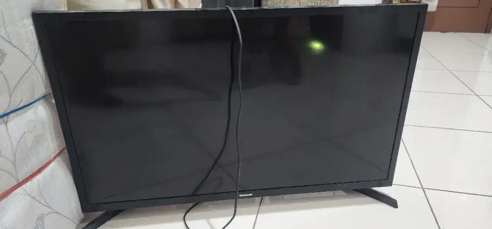 Samsung Smart TV 32inch rusak LCD