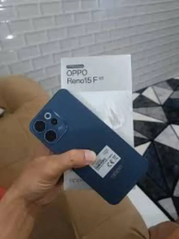 Oppo Reno 15f,siap pakai