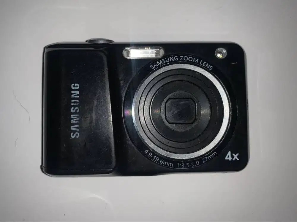 Kamera digital samsung es25 (bisa nego)
