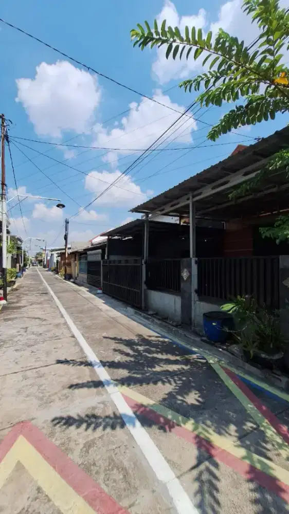 Dijual rumah siap huni tengah kota di Jl Badak Pandean Lamper