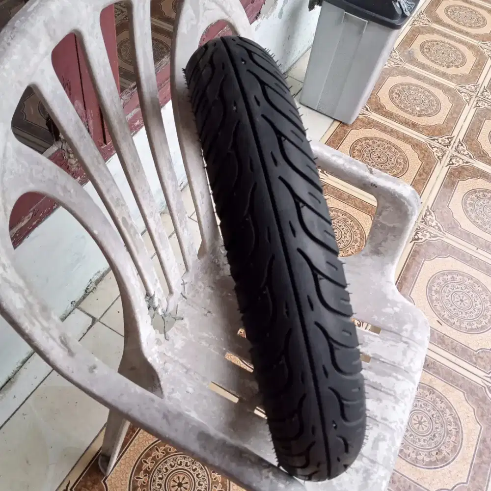 Ban motor uk 90/90 ring 14 masih tebal