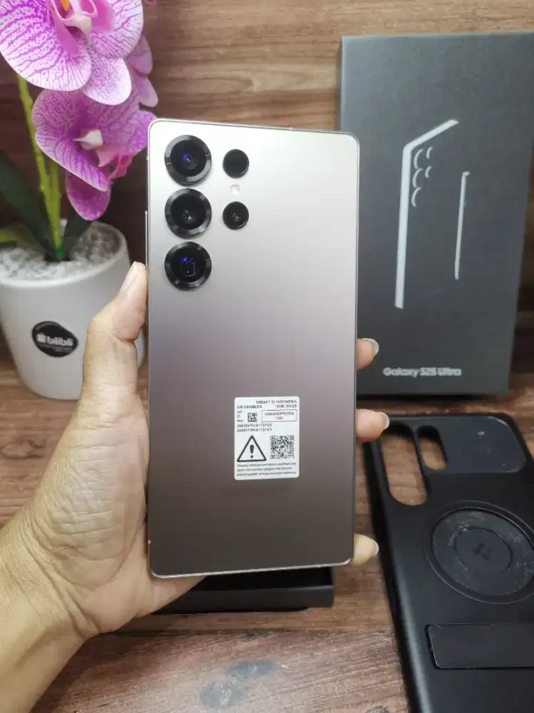 Samsung s25 ultra grey 512 GB mulus fulset original garansi resmi sein