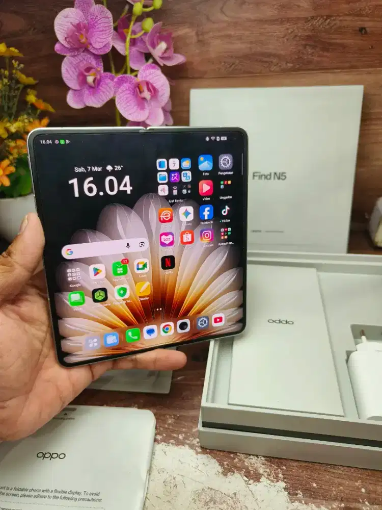 Oppo find n5 fold putih mulus 99% fullset original garansi resmi