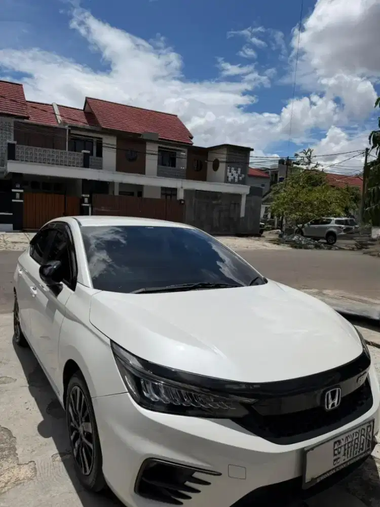 Honda City HB 1.5L RS CVT