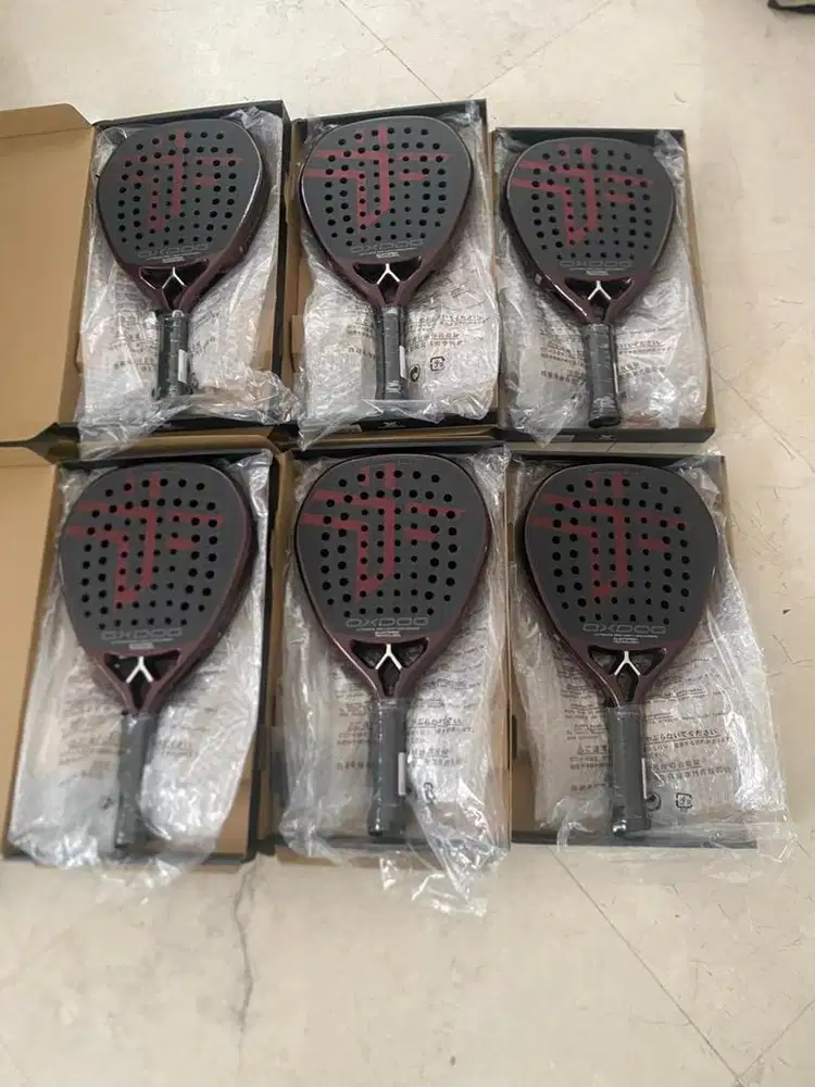RAKET PADEL OXDOG ULTIMATE PRO LIGHT 2026