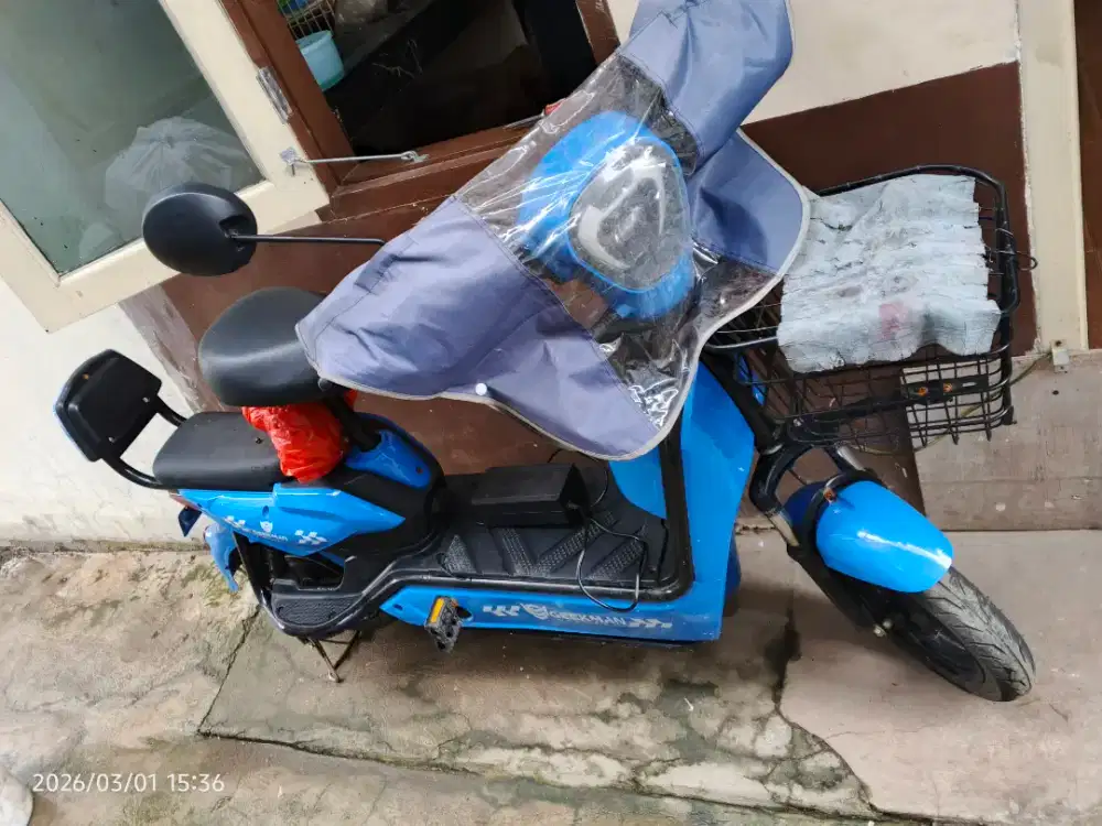 Sepeda listrik Merk GeekMan