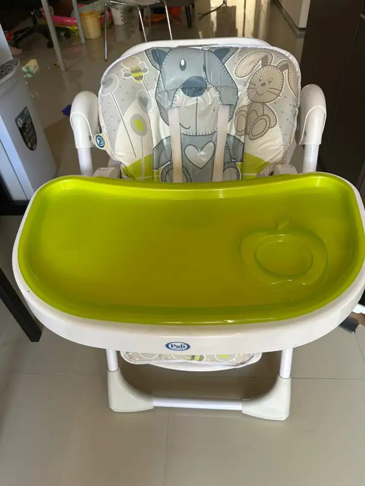 Kursi Makan Bayi Pali – High Chair Lipat dengan Meja Makan