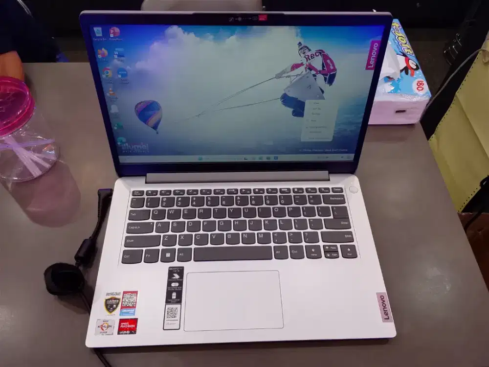 SEMUA MEREK LAPTOP ADA