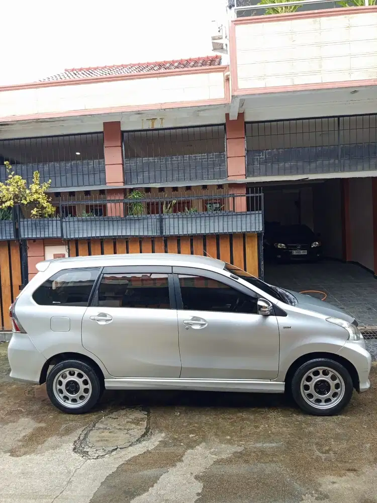 Toyota Avanza 2012 Bensin