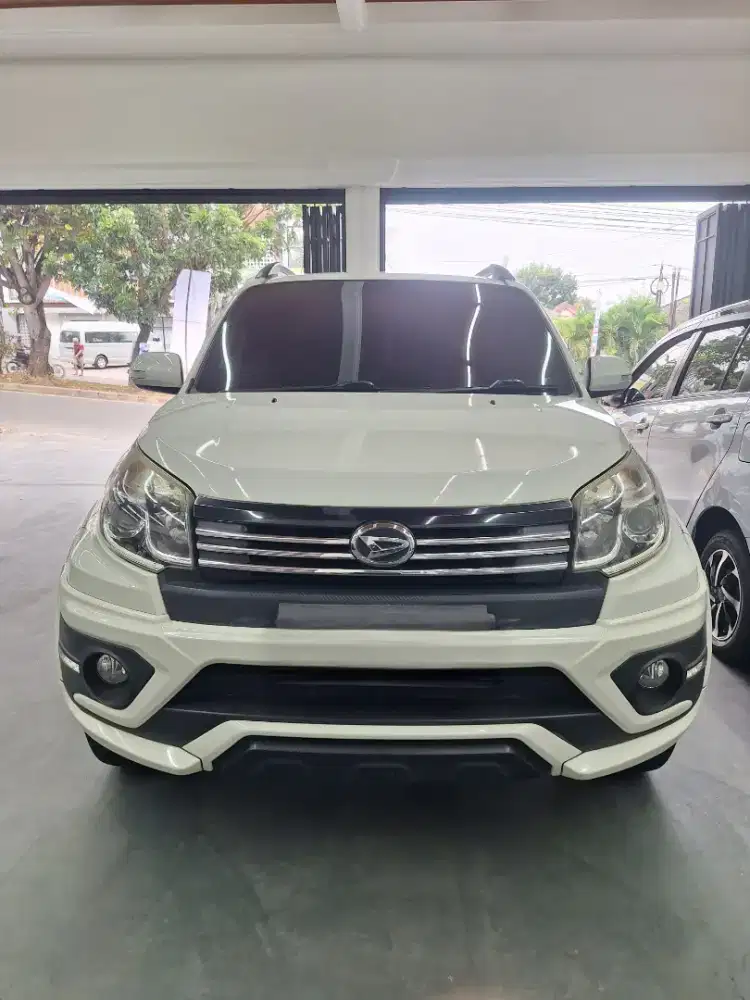 Dijual cepat terios R AT 2017