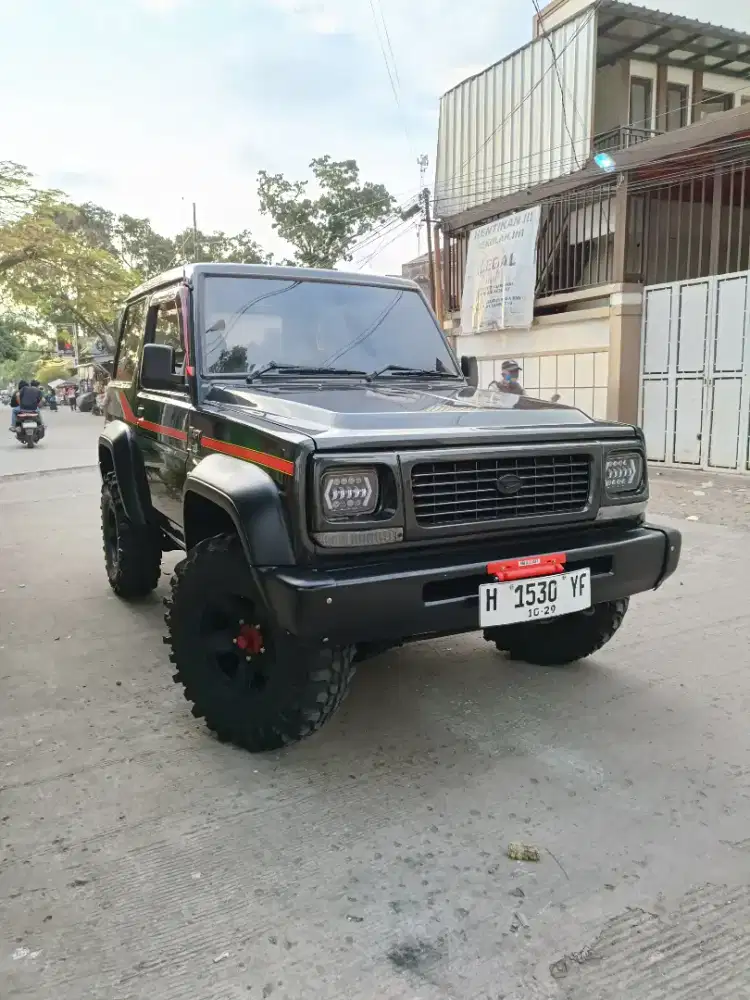 Taft GT 4x4 Rocky Feroza Jeep katana xenia avanza rush
