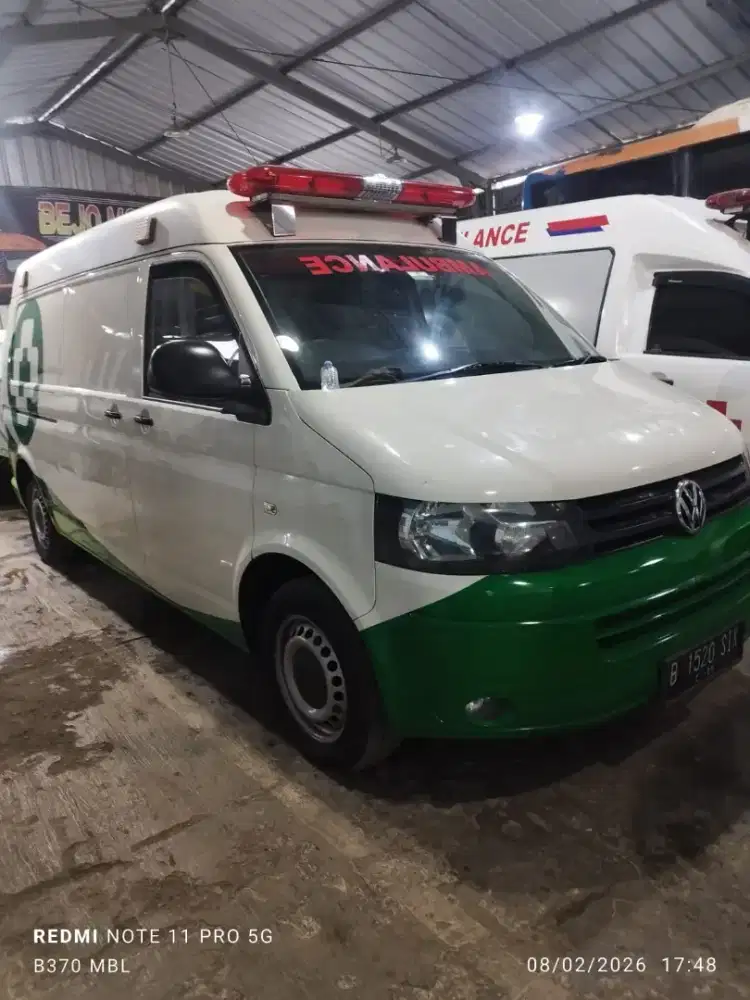 VW Transporter Ambulance Kilometer Low