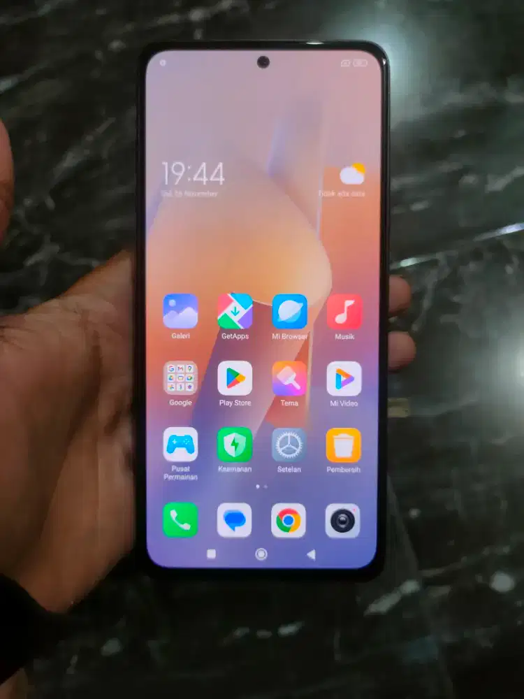 Redmi note 13 8+4/128