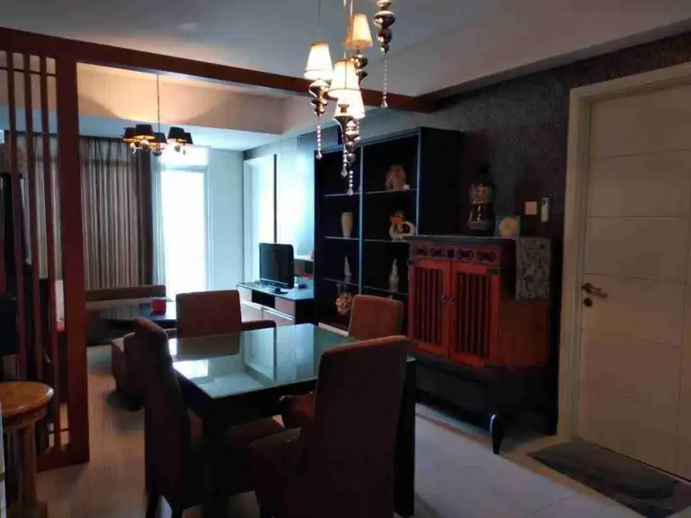 TRILIUM 2 BR Full Furnish ‼️ Apartemen Pusat Kota Lantai 8 depan Plasa Surabaya Gubeng