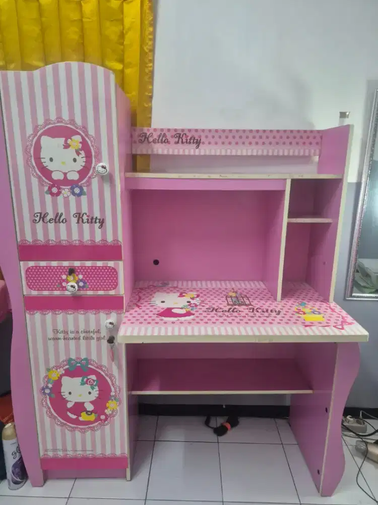 Meja Belajar Anak Hello Kitty