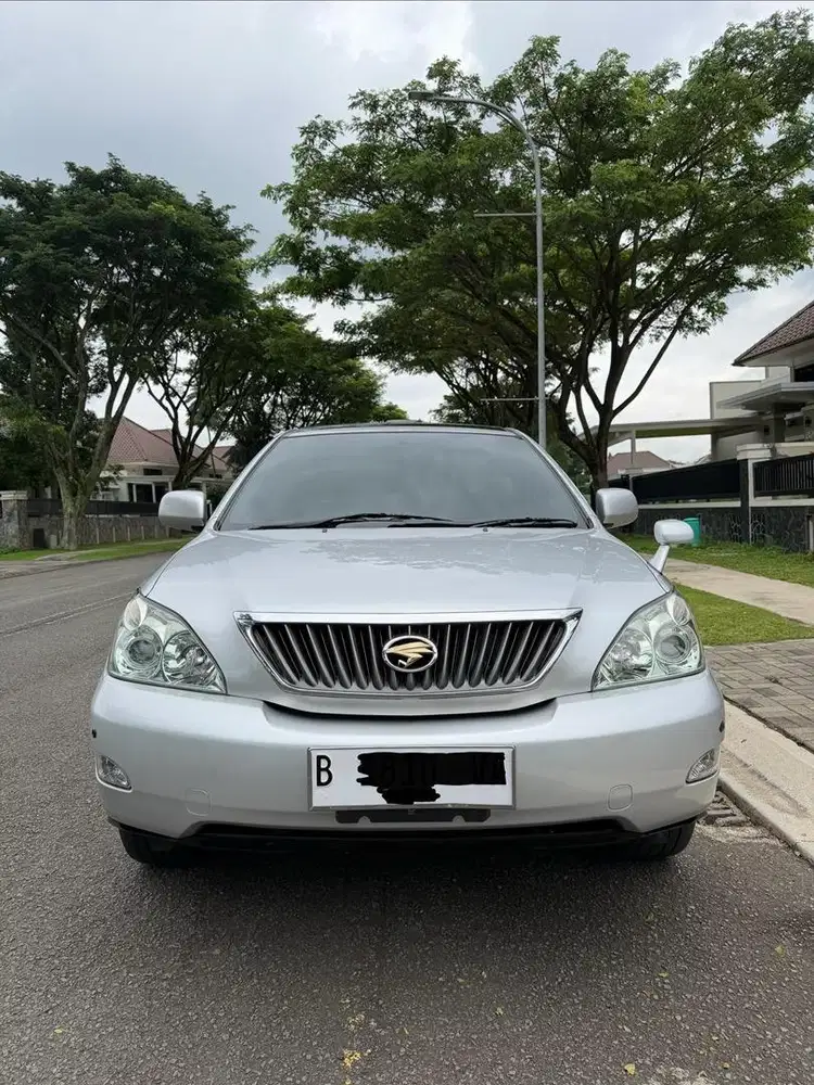 Toyota Harrier Lpremium! Like New! Low Km!