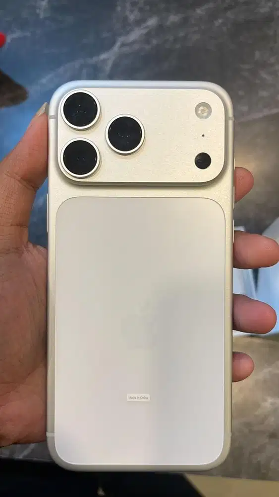 Iphone 17 promax 512gb open box