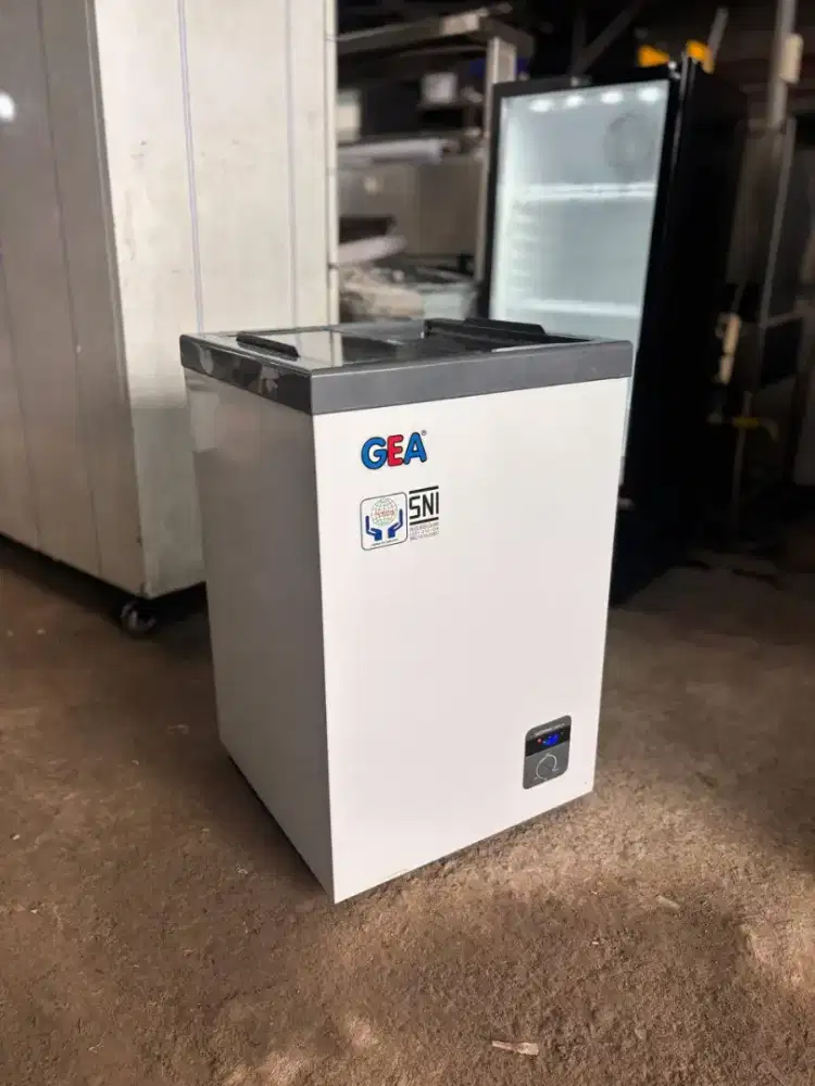 CHEST FREEZER SLIDING