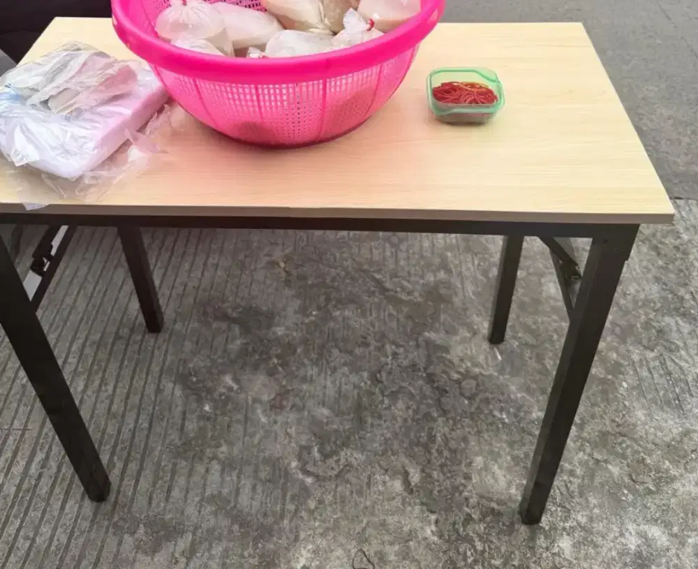 Dijual Meja Lipat Portabel