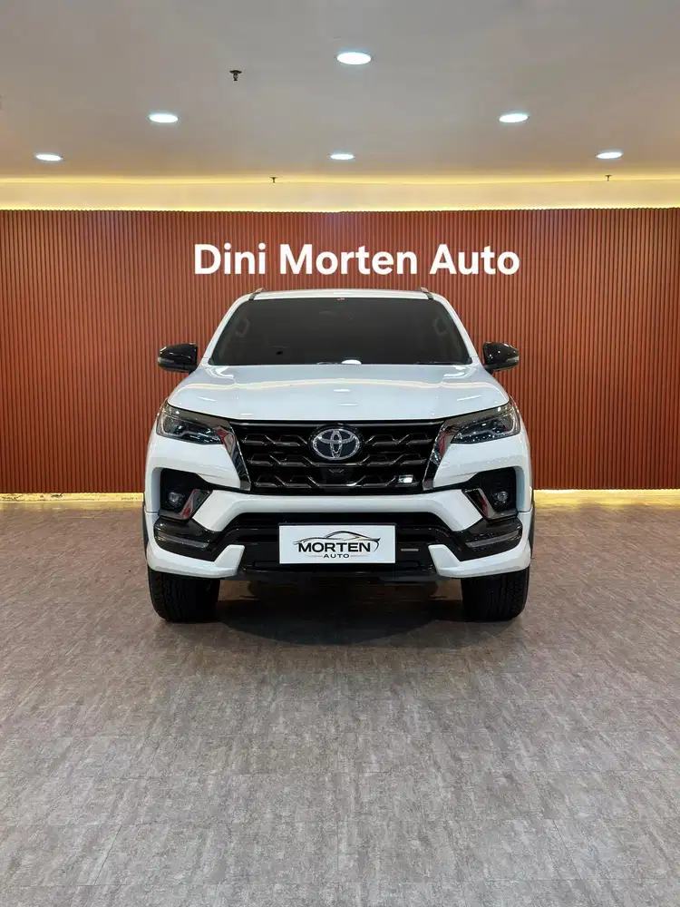 (KM 7rb) Toyota fortuner GR 2.8 At 2023 mobil seperti baru
