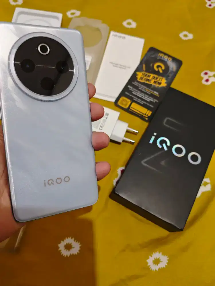 Vivo IQOO Z10 12/512 White