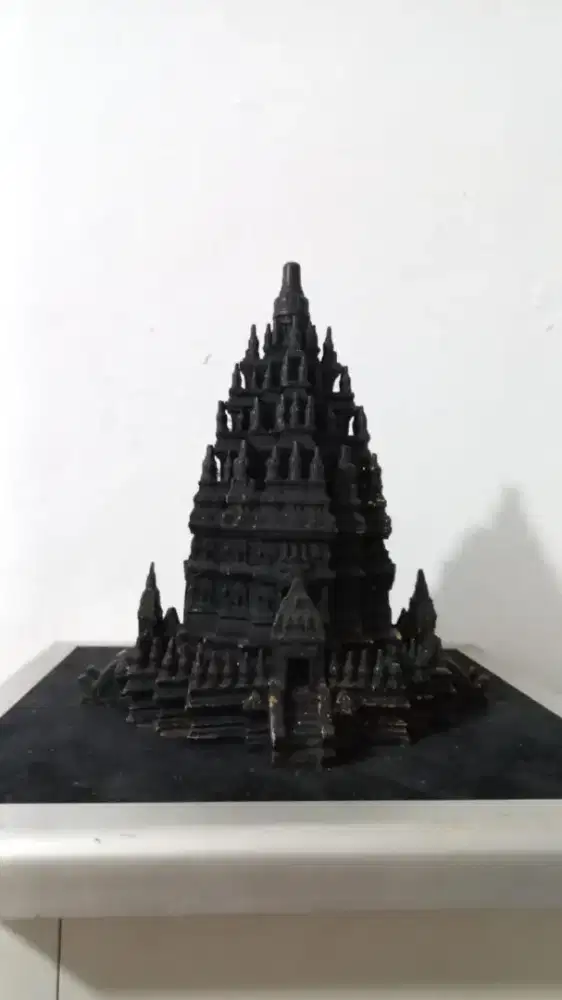 Miniatur candi gratis