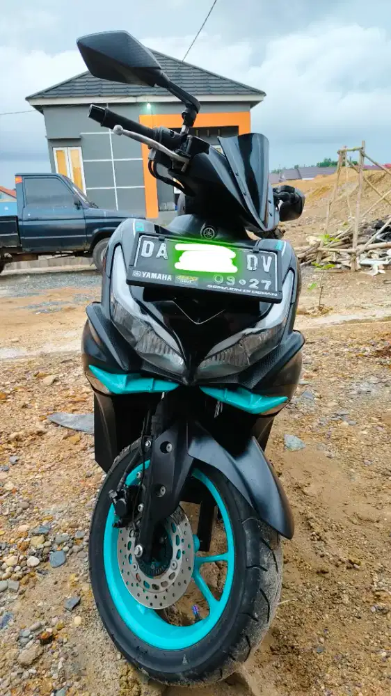 Yamaha Aerox 155 2021 Hitam Cyan, Surat Lengkap & Pajak Hidup
