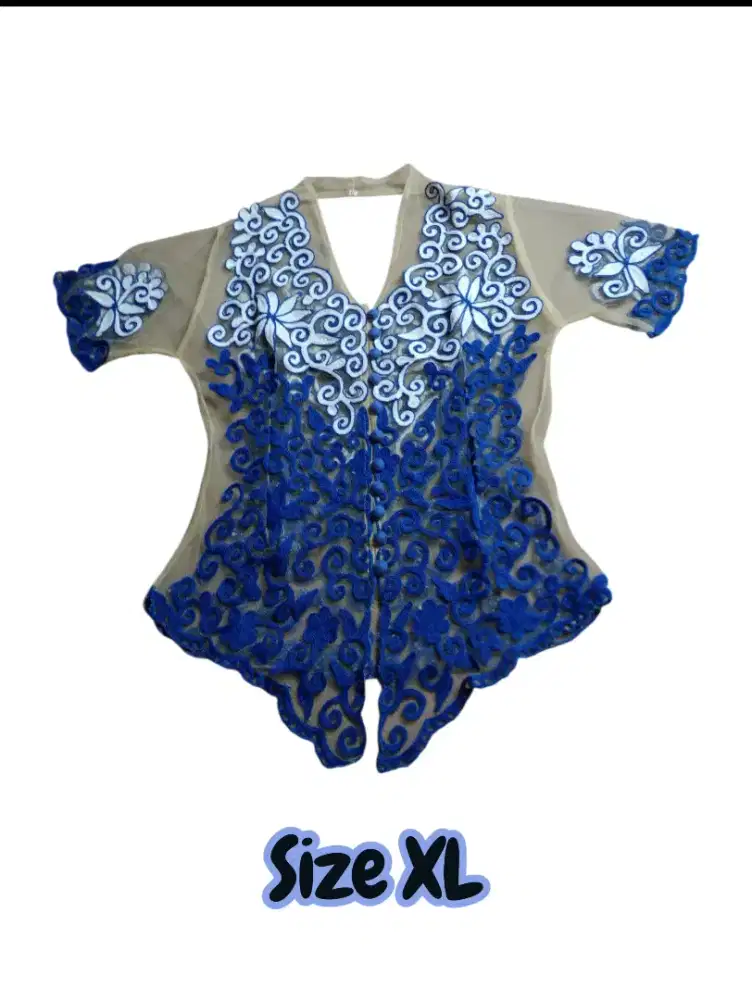 Kebaya Tile Stik warna Biru