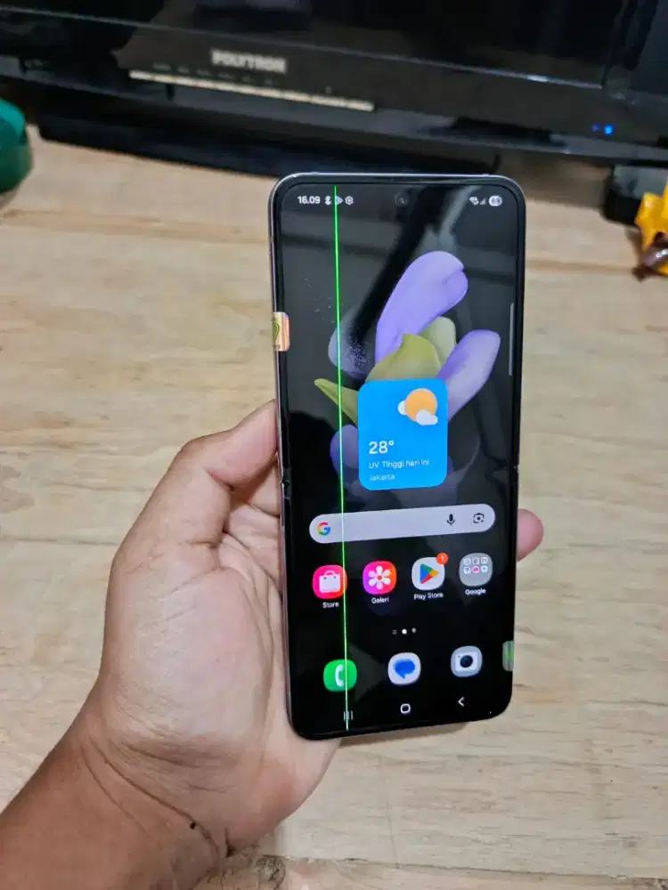 Jual cepat ​Samsung Z Flip 4 5G
Ram 8/128 GB