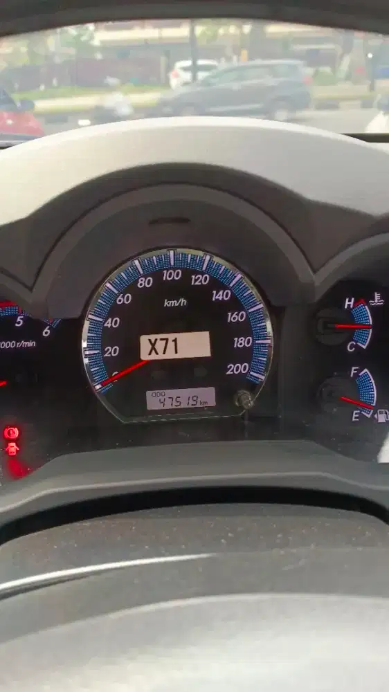 Km 47 ribu fortuner G VNT Manual 2014