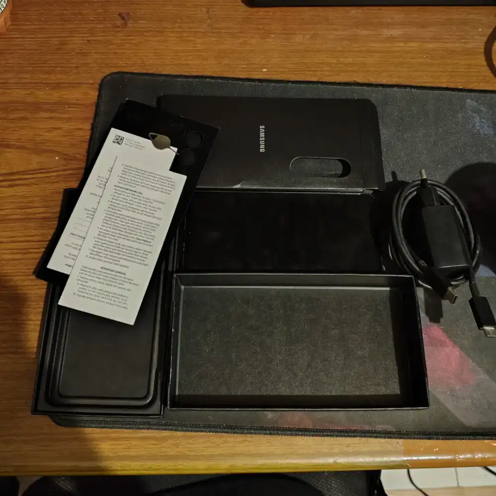 Samsung Galaxy S23+ Plus 8/256GB SEIN Resmi Indonesia