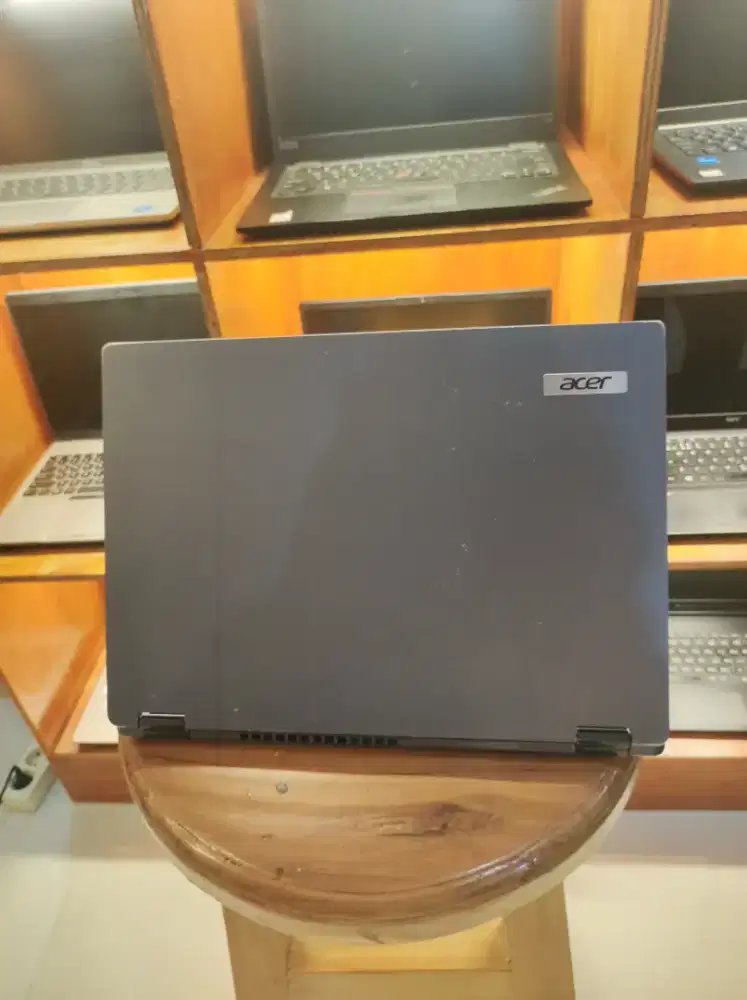 Laptop sekolah/kuliah