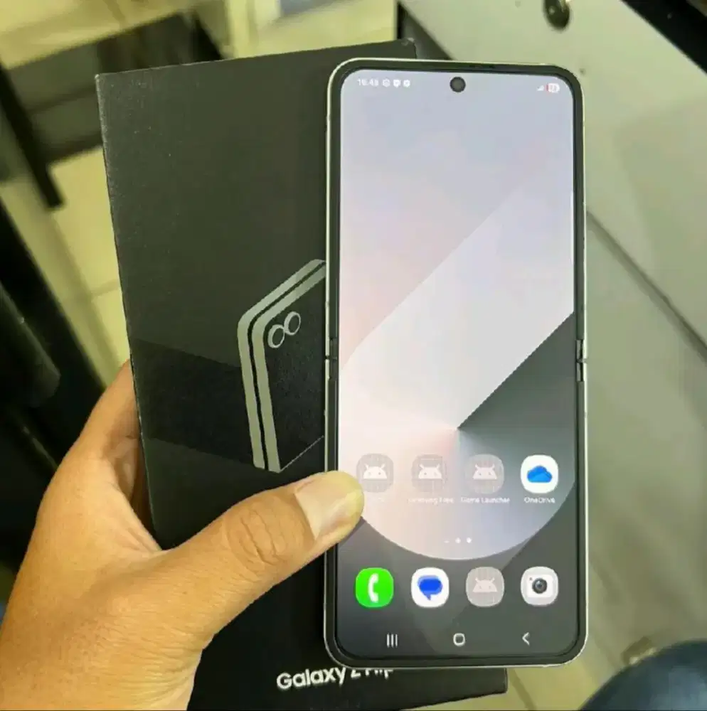 Samsung Galaxy Z Flip6 Ram 12Gb/256Gb lengkap