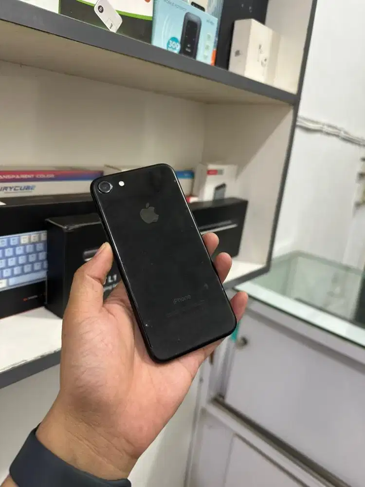 Iphone 7 128GB Permanen BH 100% Lengkap
