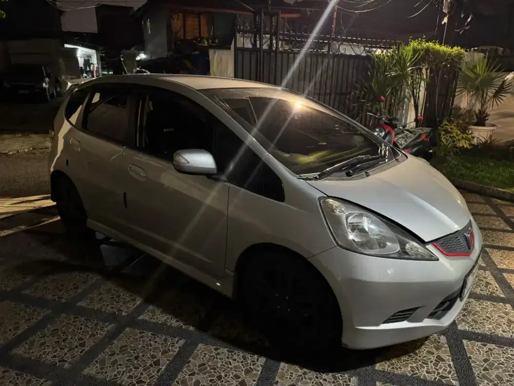 Jazz RS AT 2011 KM70Rb Cash!!