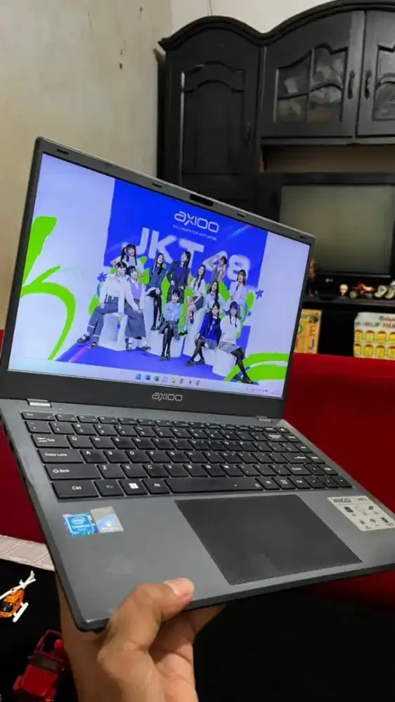 Laptop axio hype ddr4 slim layar hd