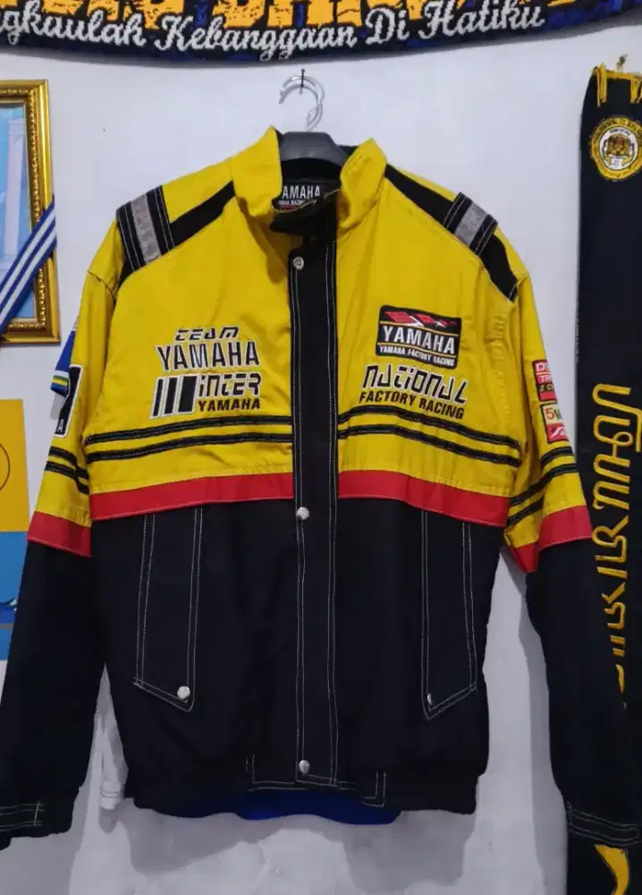 Jaket Yamaha vintage masih bagus 90%