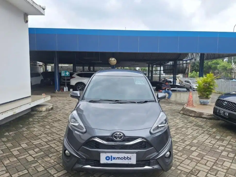 TDP 9,JT, Toyota Sienta 1.5 Q Bensin-AT Abu 2018