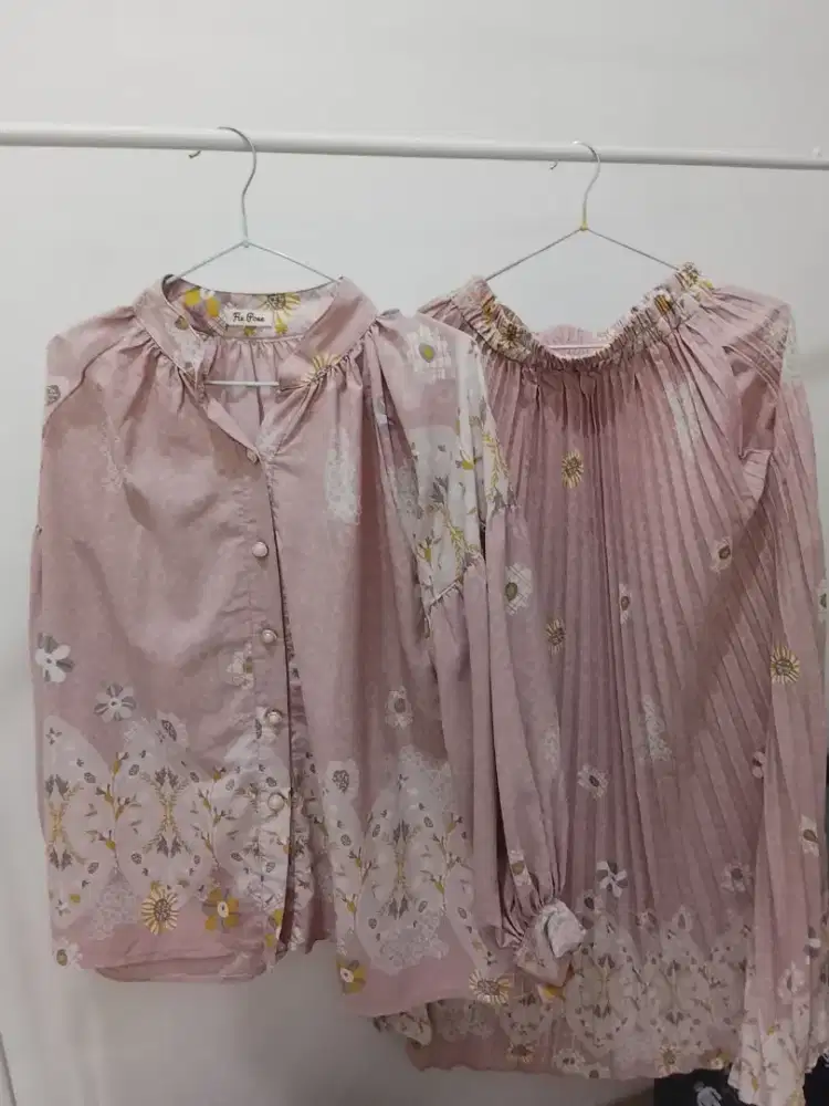 Setelan baju muslimah