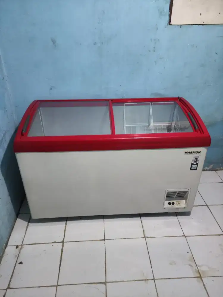 FREEZER MASPION UK. 400L