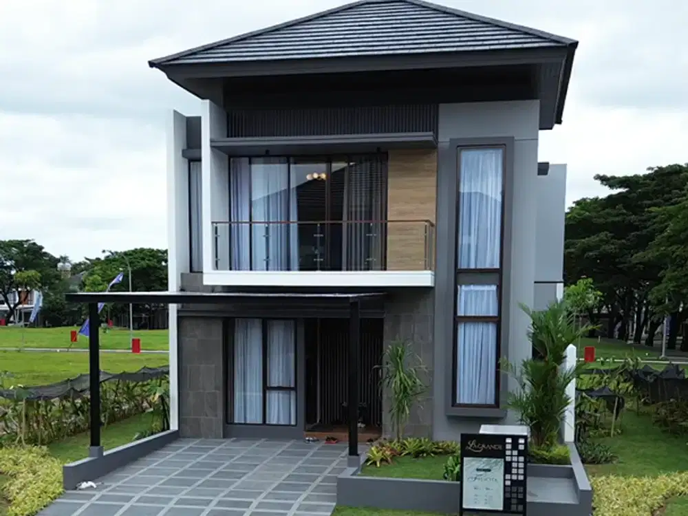 Rumah 2 lantai 4 kamar tidur dekat panakukkang makassar