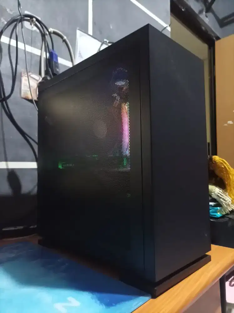 PC gaming Ryzen 5 5 | VGA RX | 16gb ram | PSU Corsair nvme BU cepat