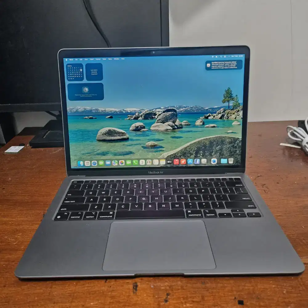 Macbook air m1 2020 13 inch retina display siap pakai