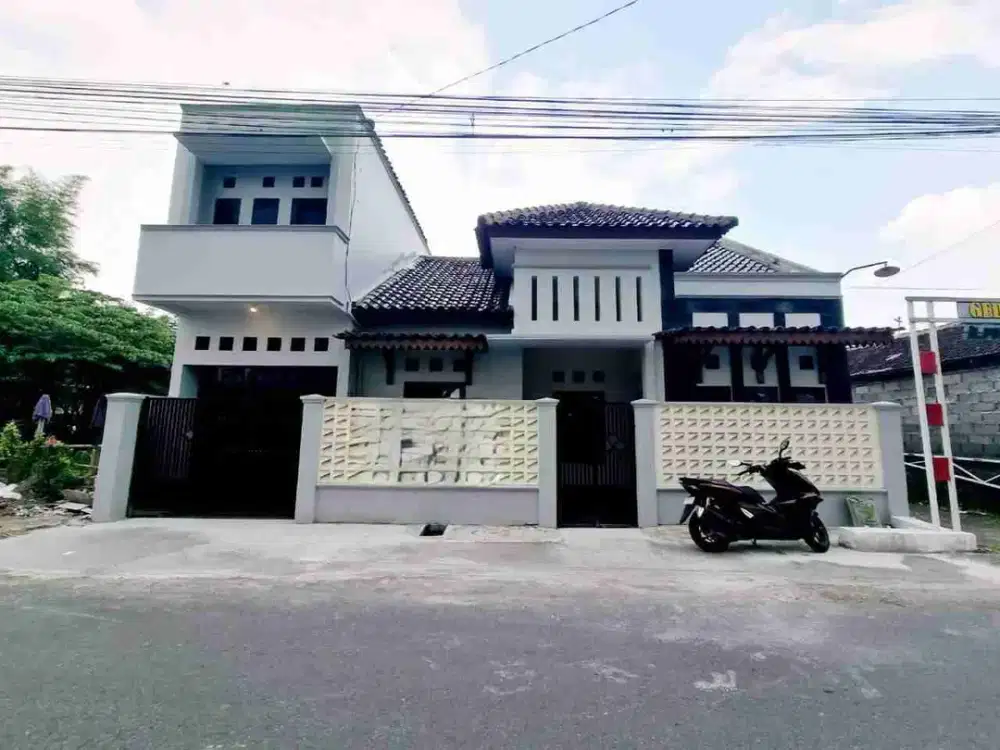 Rumah Cantik 1,5 lt di Jalan Utama Gedongan Colomadu