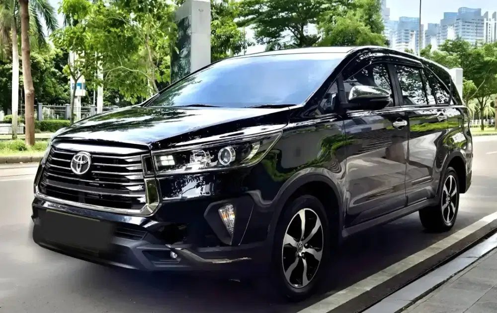 Venturer Diesel AT 2023 KM rendah Cash