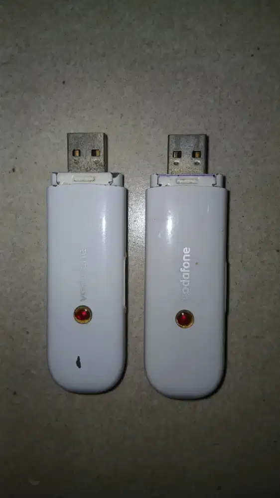 Take all Vodafone Mobile Connect Model  K3563 - Rev 2 
Ada dua(2)