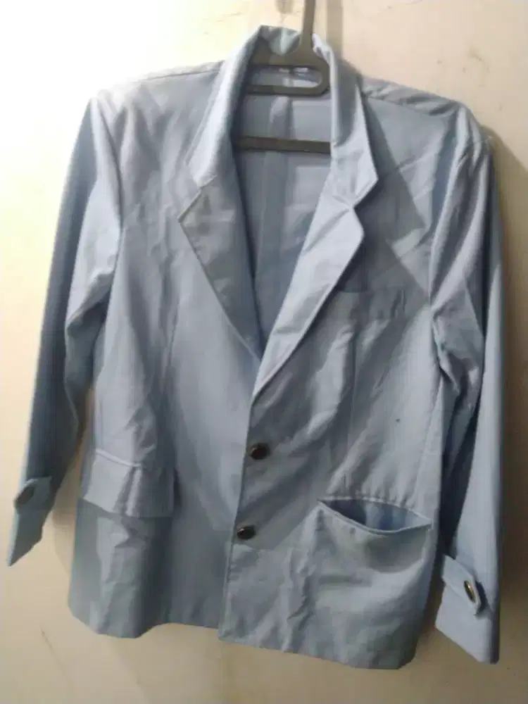 Jas biru muda bahan tebal