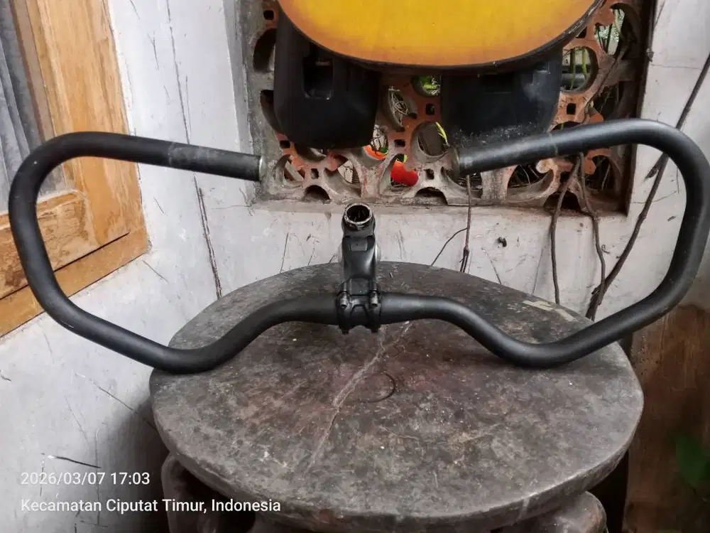 Handlebar merk :Satori, model :kupu kupu, material aluminium.